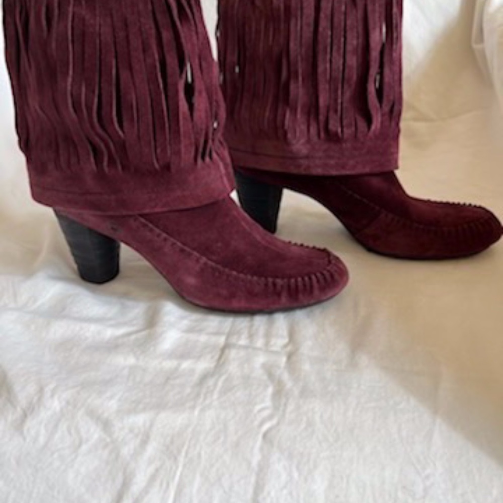 BORN Banbury  CHIANTI Fringe Burgundy boot Size USA 9 /Euro 40.5